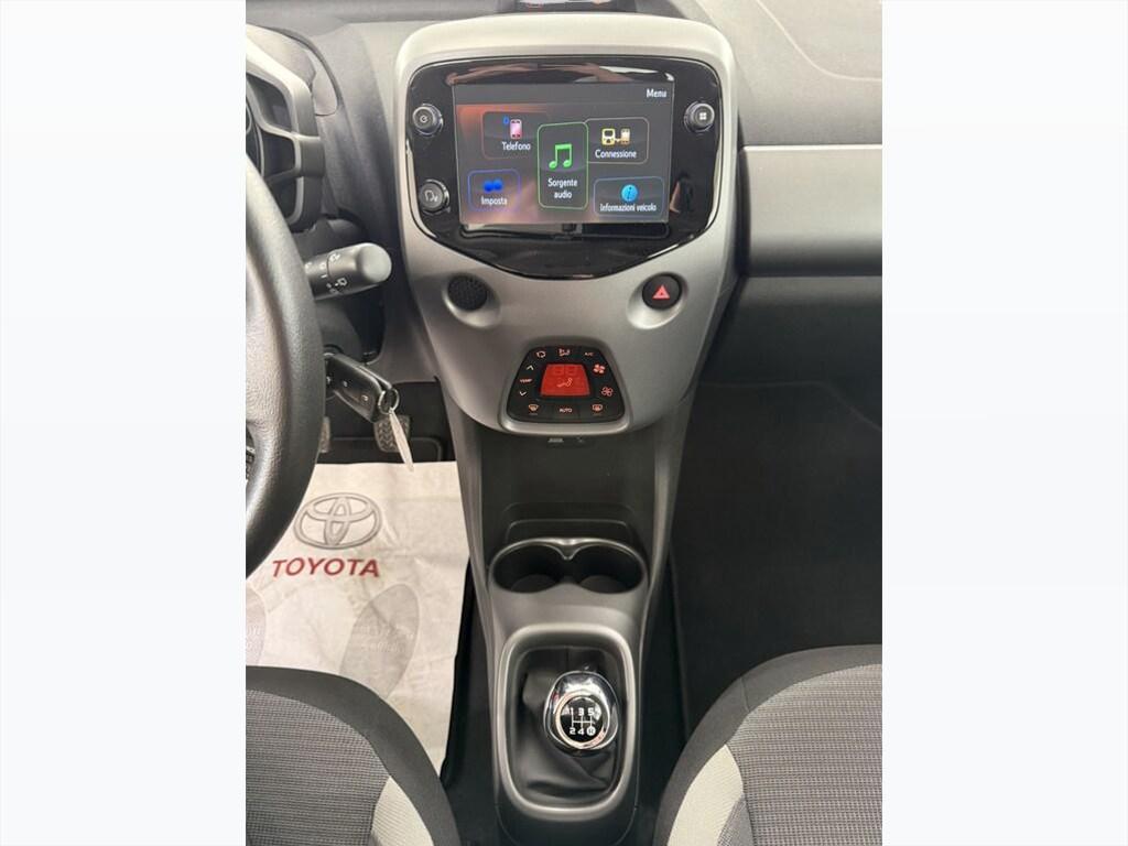 Toyota Aygo 5 Porte 1.0 VVT-i x-play