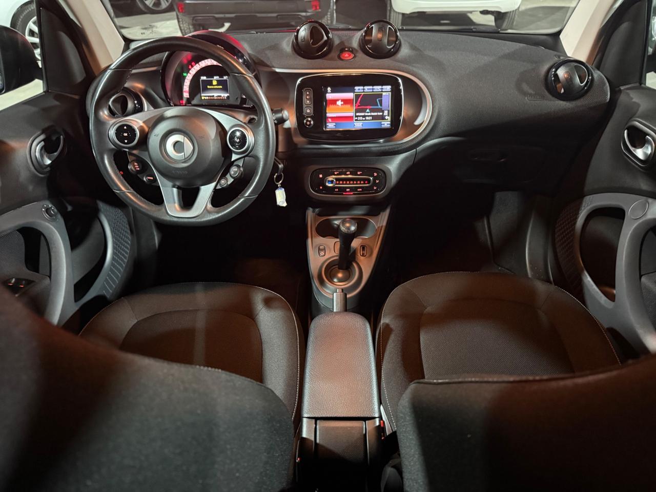 SMART FORTWO 70 1.0 twinamic Passion navi - led