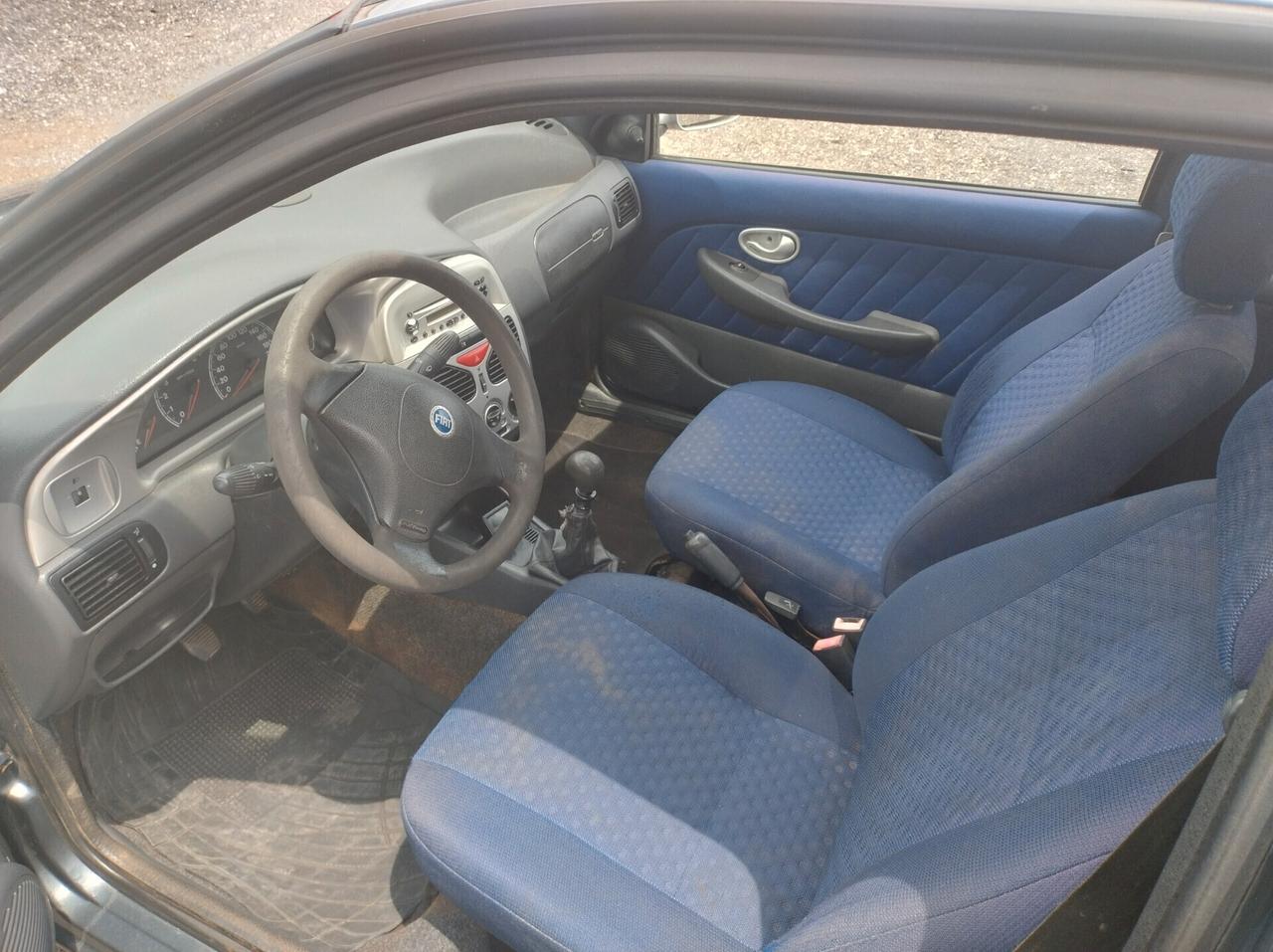 Fiat Strada 1900 JTD