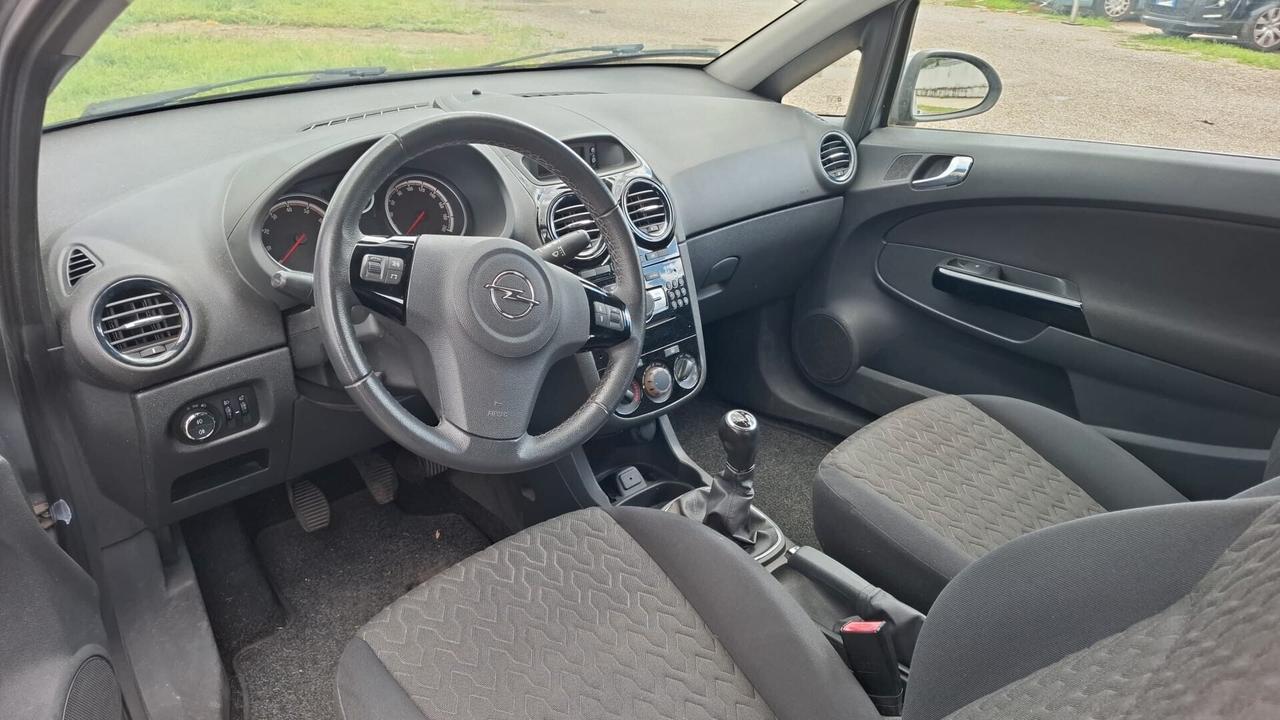 Opel Corsa 1.2 85CV 3 porte GPL-TECH b-color