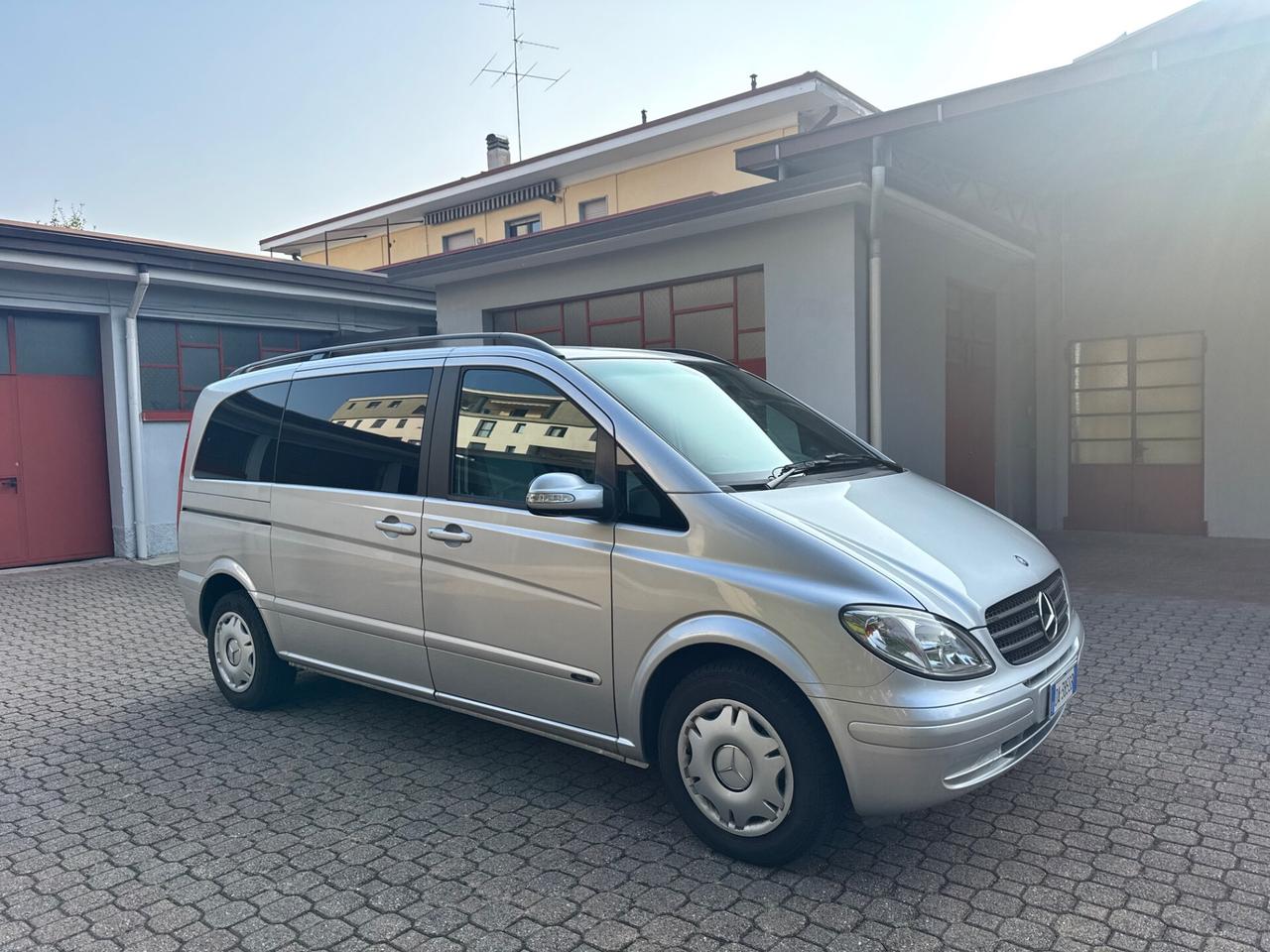 Mercedes-benz Viano 2.2 CDI 7 POSTI