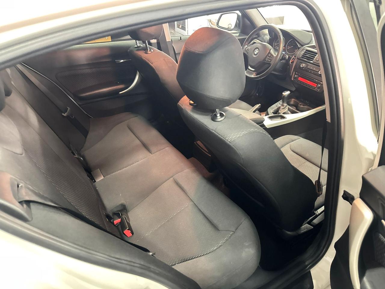 Bmw 116d 5p. Urban