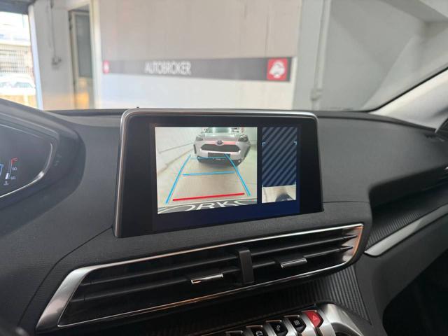 PEUGEOT 3008 BlueHDi 130 S&S EAT8 Business