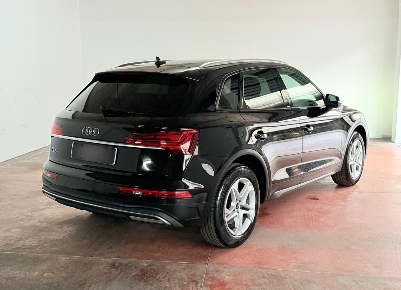 Audi Q5 35 TDI S tronic Business