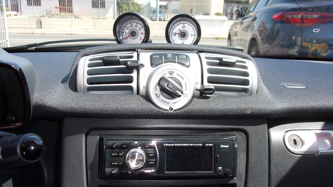 Smart ForTwo 1000 62 kW coupé pulse