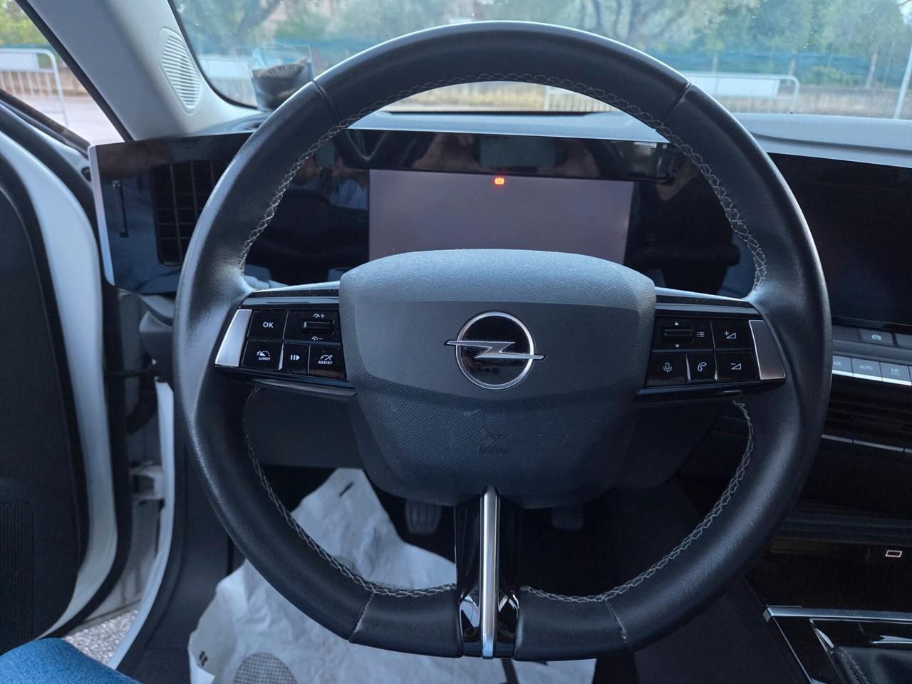 Opel Astra 1.2 Turbo 110 CV Edition