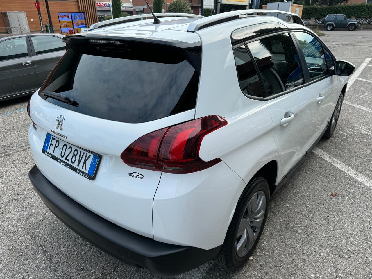 Peugeot 2008 PureTech 82 Active,UNICO PROP.,OK NEOPATENTATO,60.000km,