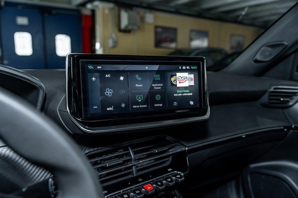 PEUGEOT 2008 PureTech 100 S&S Allure