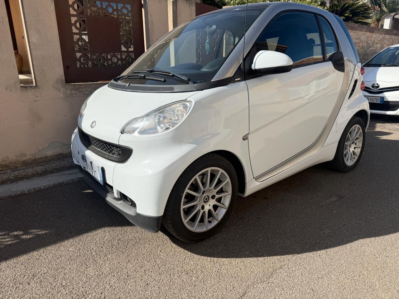 Smart ForTwo 1000 52 kW MHD coupé passion