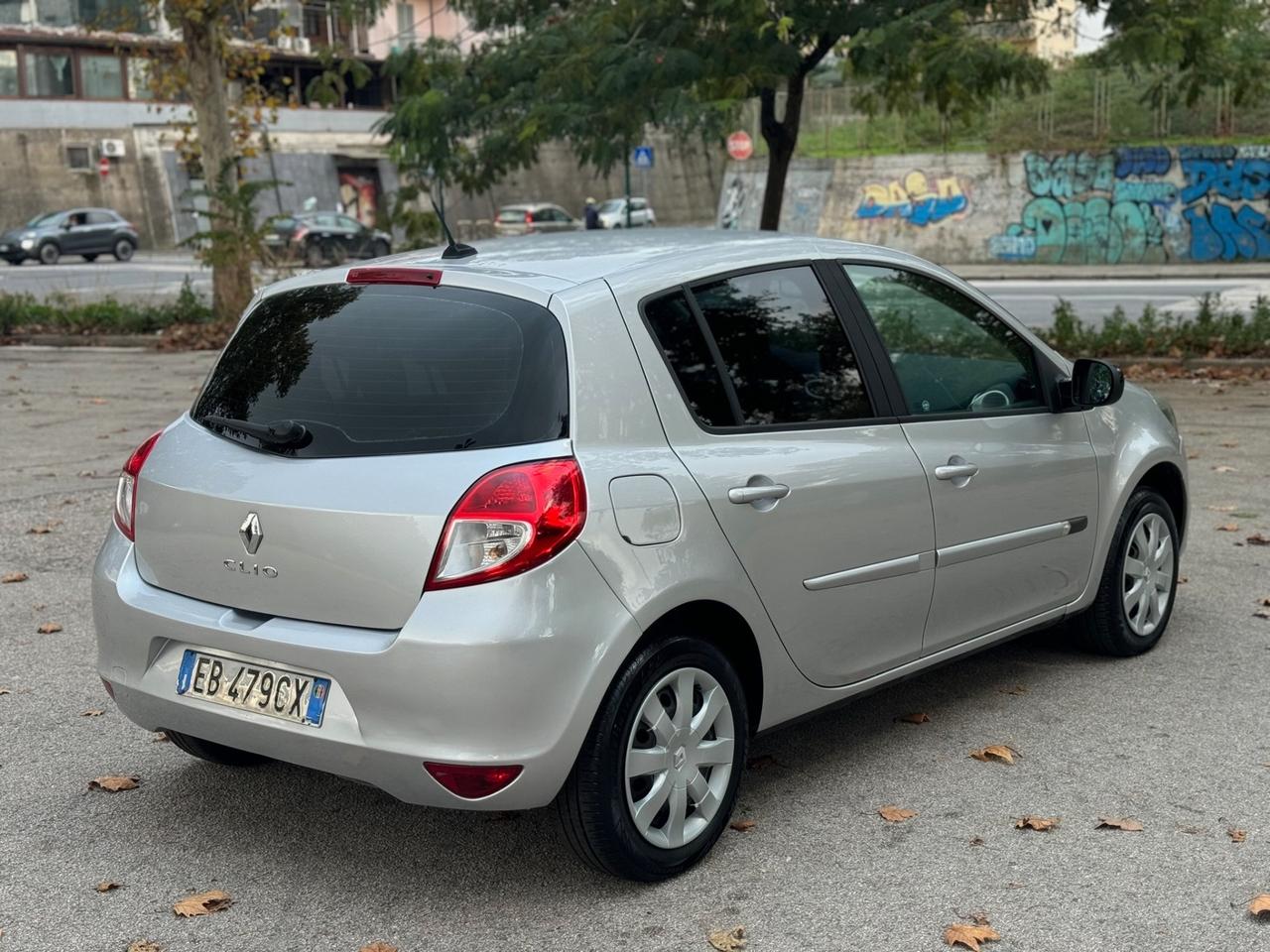 Renault Clio 1.2 16V 5 porte Dynamique
