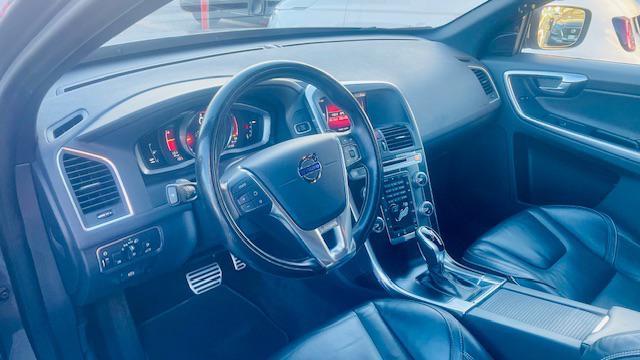 VOLVO XC60 D4 AWD Geartronic R-design N1 *IVA deducibile