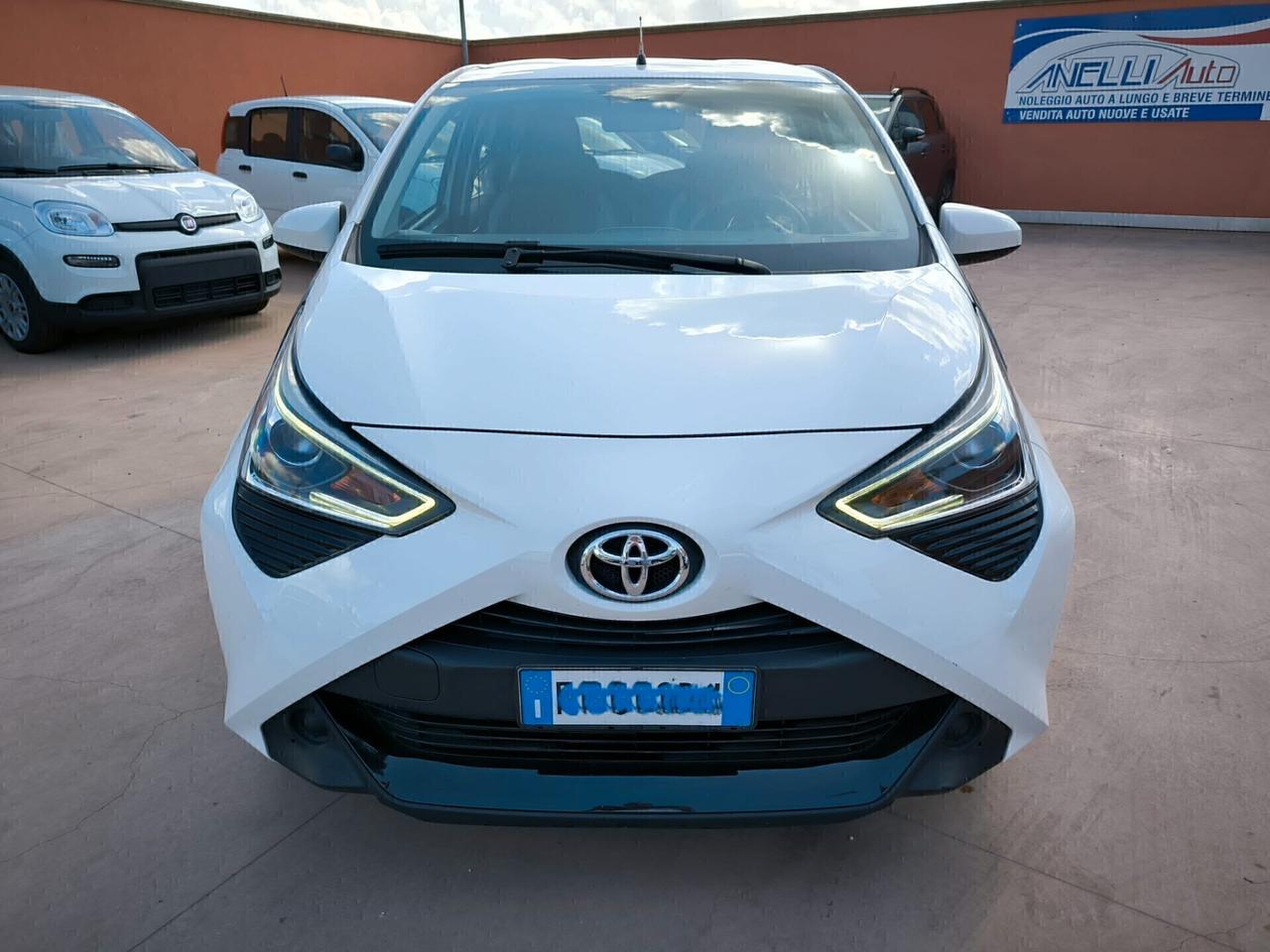 Toyota Aygo 1.0 VVT-i 72 CV 5 porte x-clusiv Connect