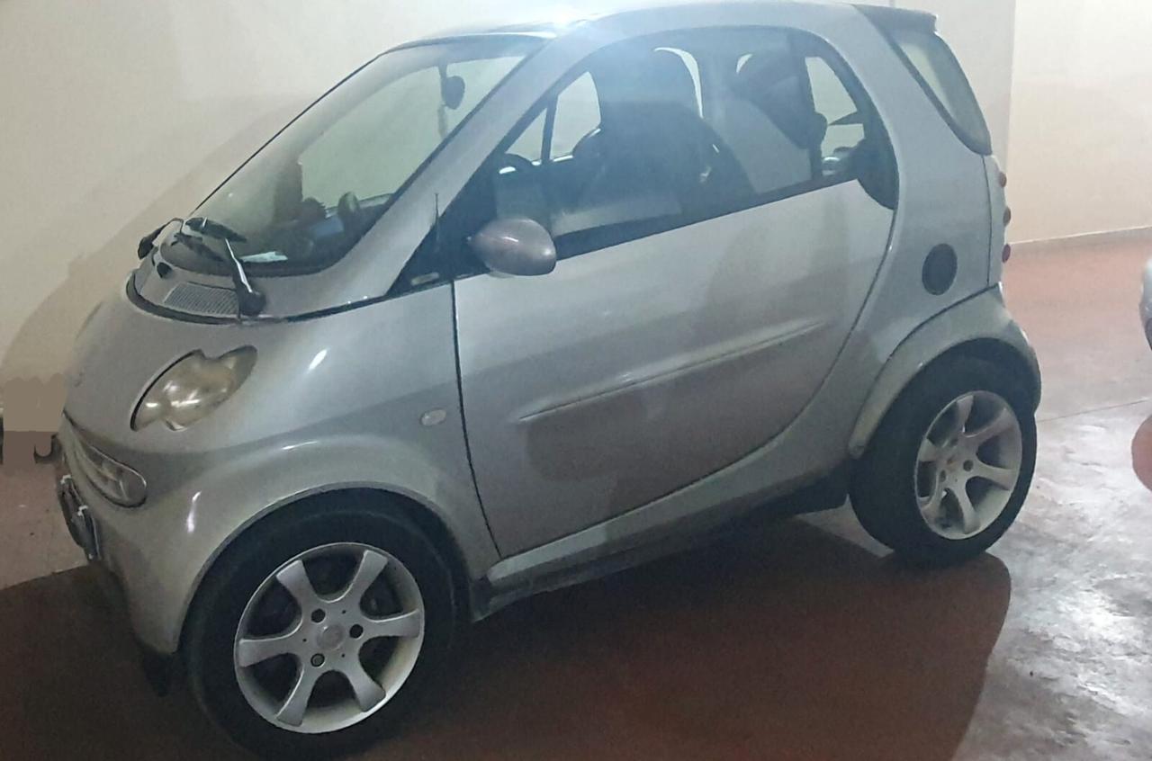 Smart ForTwo 700 coupé passion