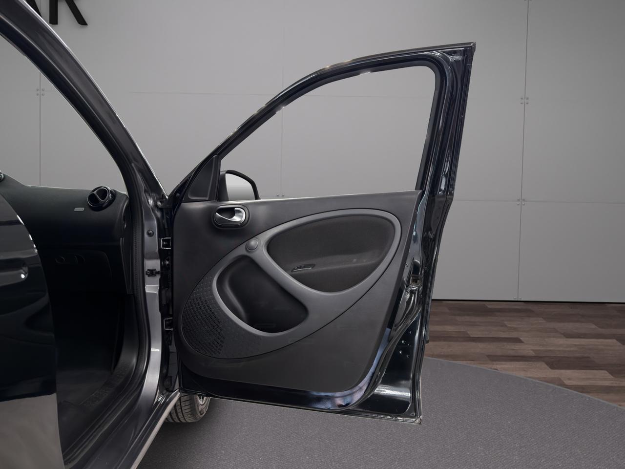 Smart forfour 0.9t Passion 90cv - Unipro - Promo FInanziamento- Schermo touch - Tetto panoramico