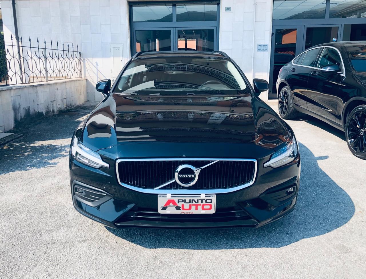 VOLVO V60 D3 Geartronic COCKPIT- CARPLAY