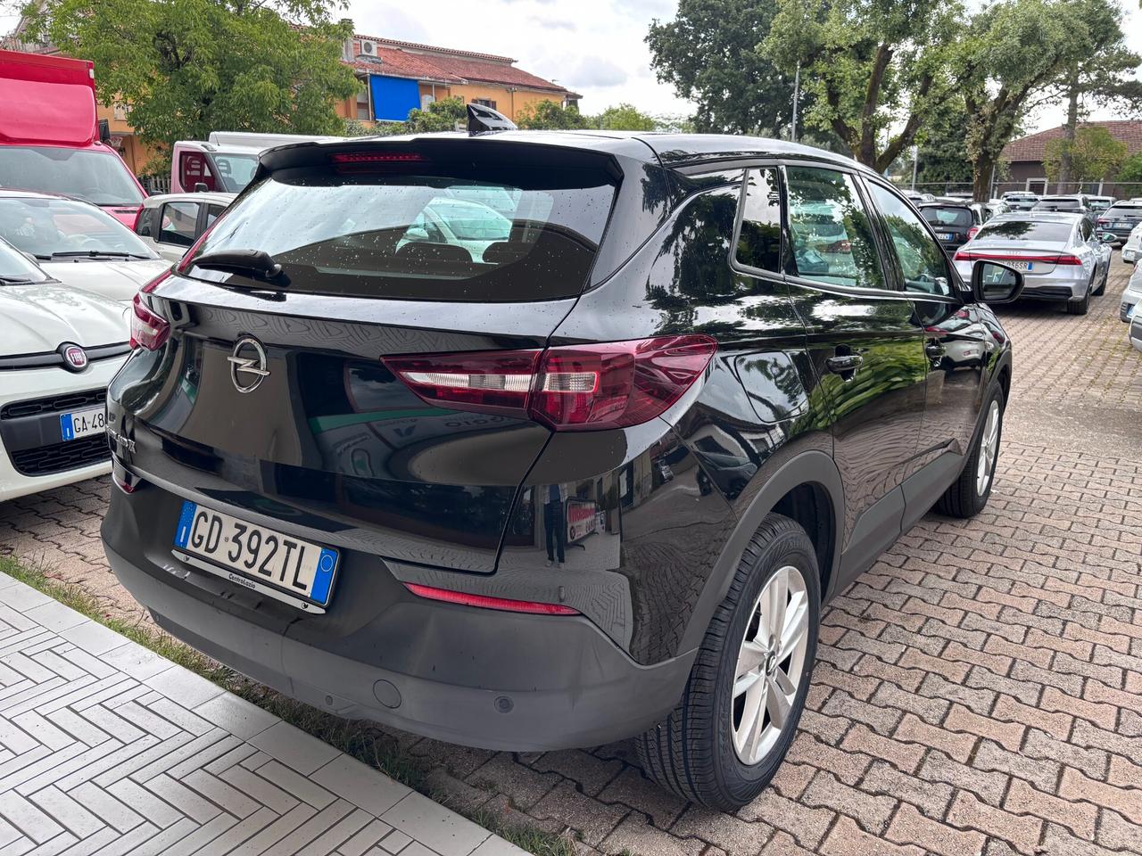 Opel Grandland X 1.5 diesel Ecotec Start&Stop aut. Business Ed.
