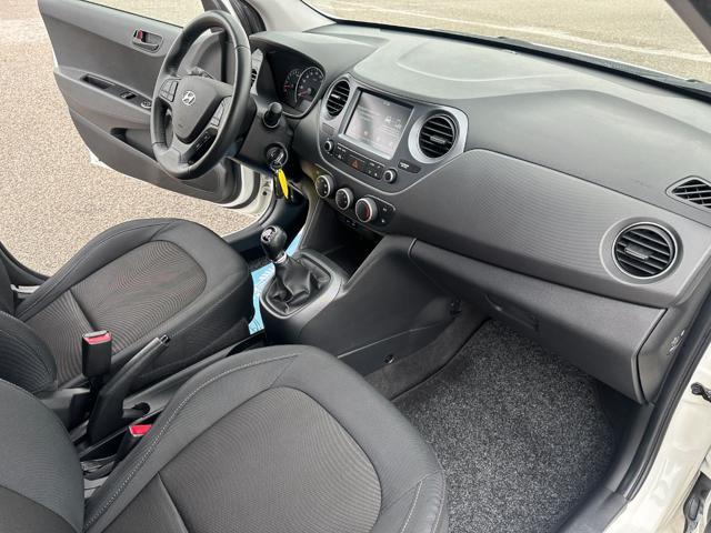 HYUNDAI i10 1.0 MPI Advanced