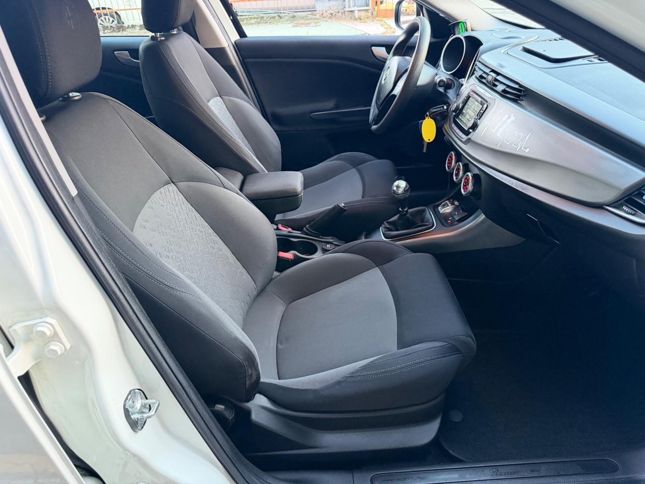 Alfa Romeo Giulietta 1.6 JTDm-2 105 CV Exclusive