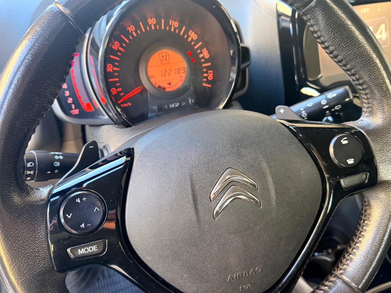 Citroen C1 VTi 68 ETG 5 porte Shine