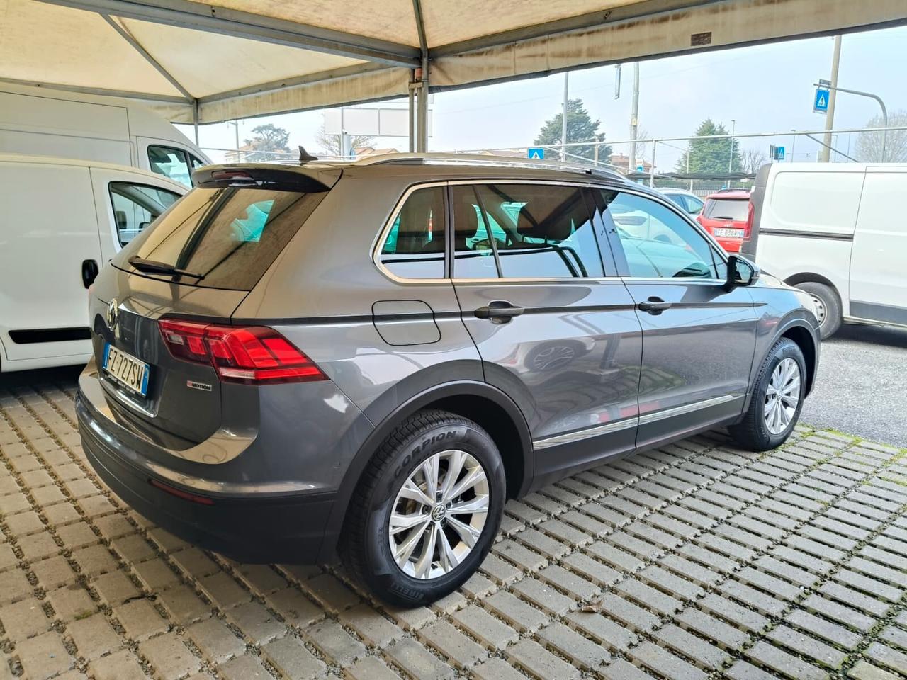 Volkswagen Tiguan 2.0 TDI SCR DSG 4MOTION Advanced BMT