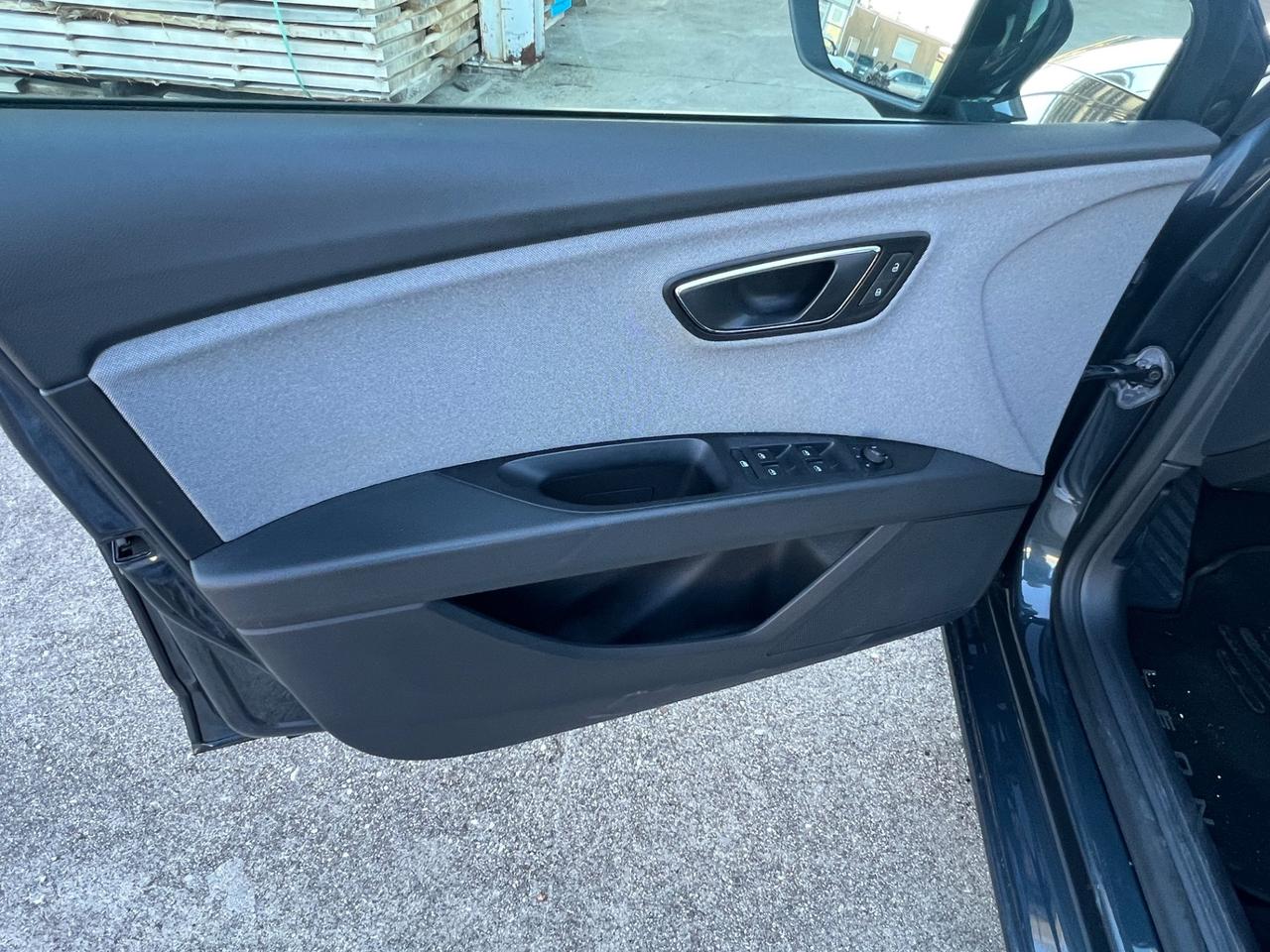 Seat Leon 2.0 TDI 150 CV DSg Business FINANZIABILE