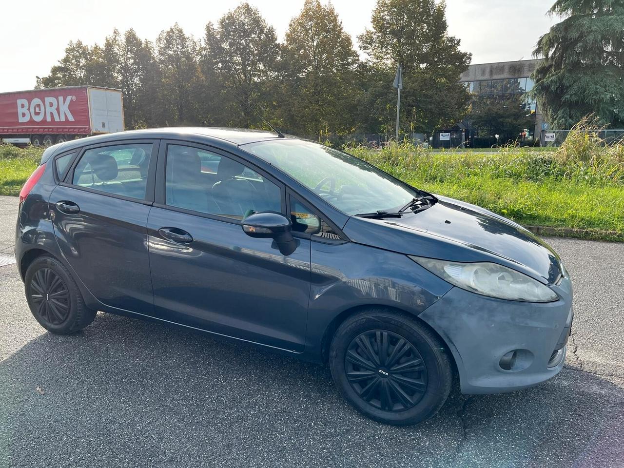 Ford Fiesta Fiesta 1.4 5 porte Bz.- GPL