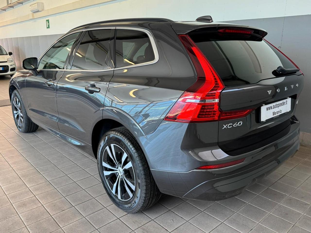 Volvo XC 60 XC60 B4 (d) AWD Geartronic Momentum