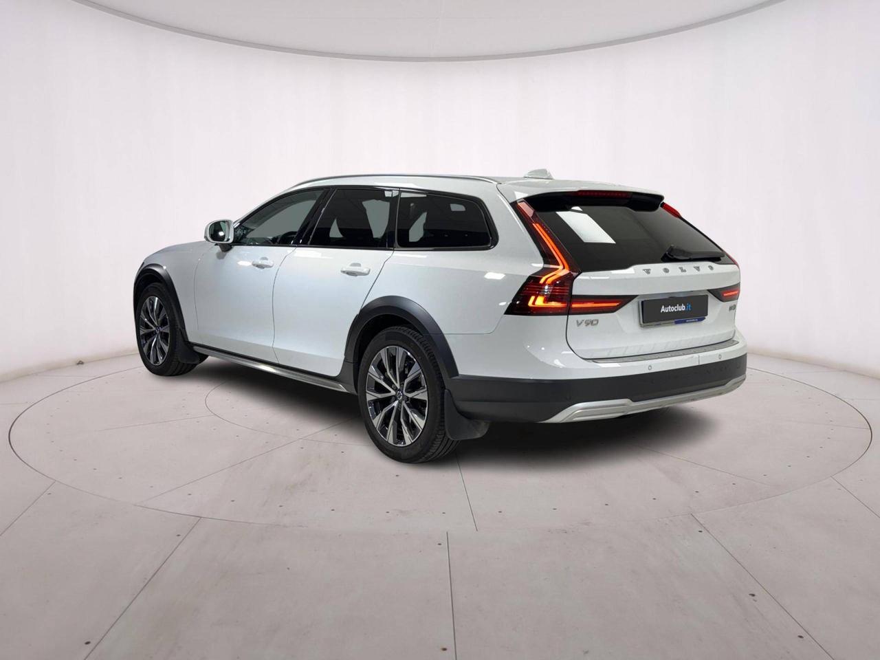 Volvo V90 Cross Country 2.0 b4 Business Pro awd