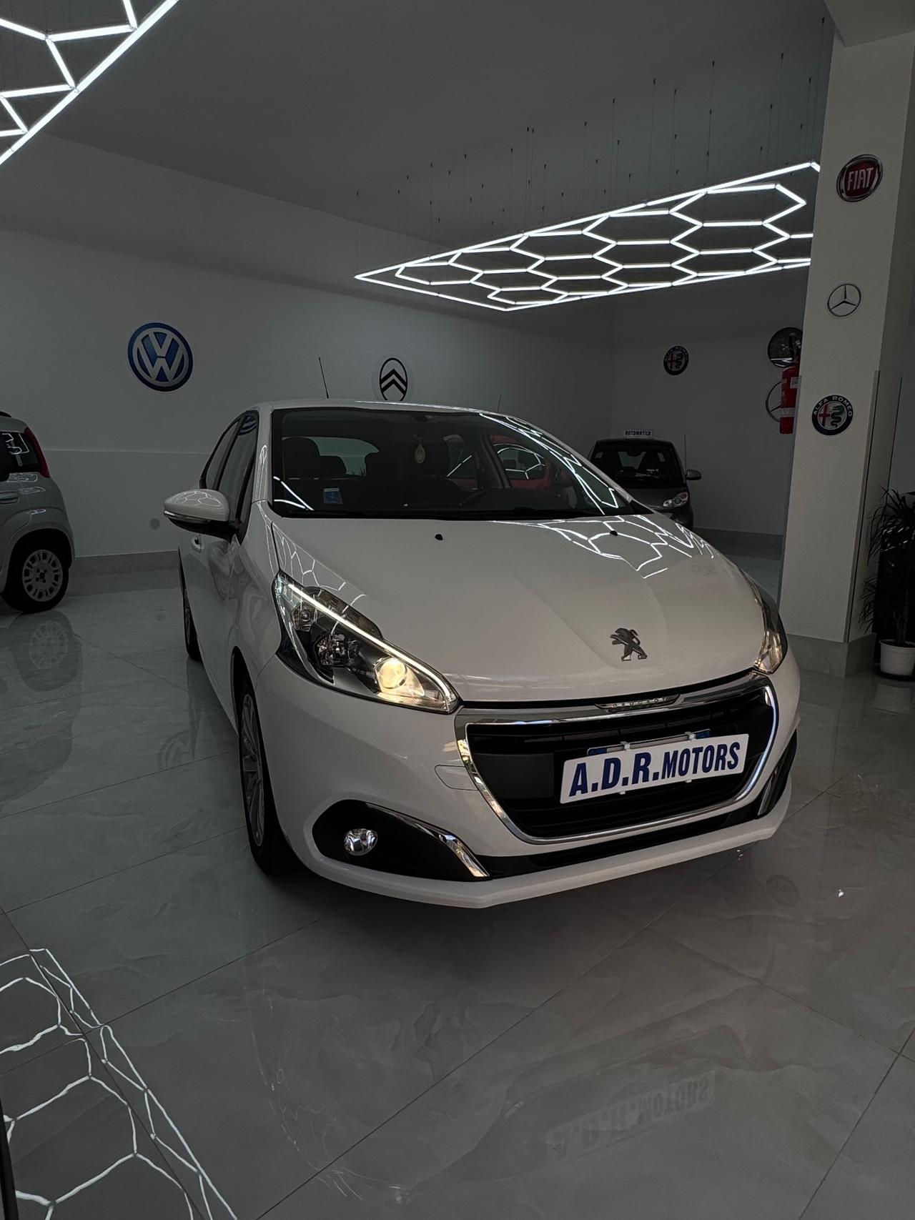 Peugeot 208 PureTech 82 5 porte Allure