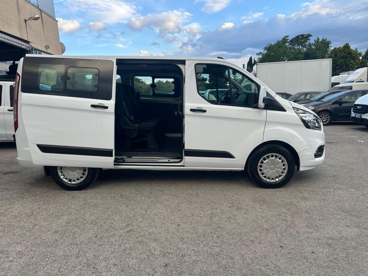 Ford Transit Custom 320 2.0 TDCi 9 Posti 2019
