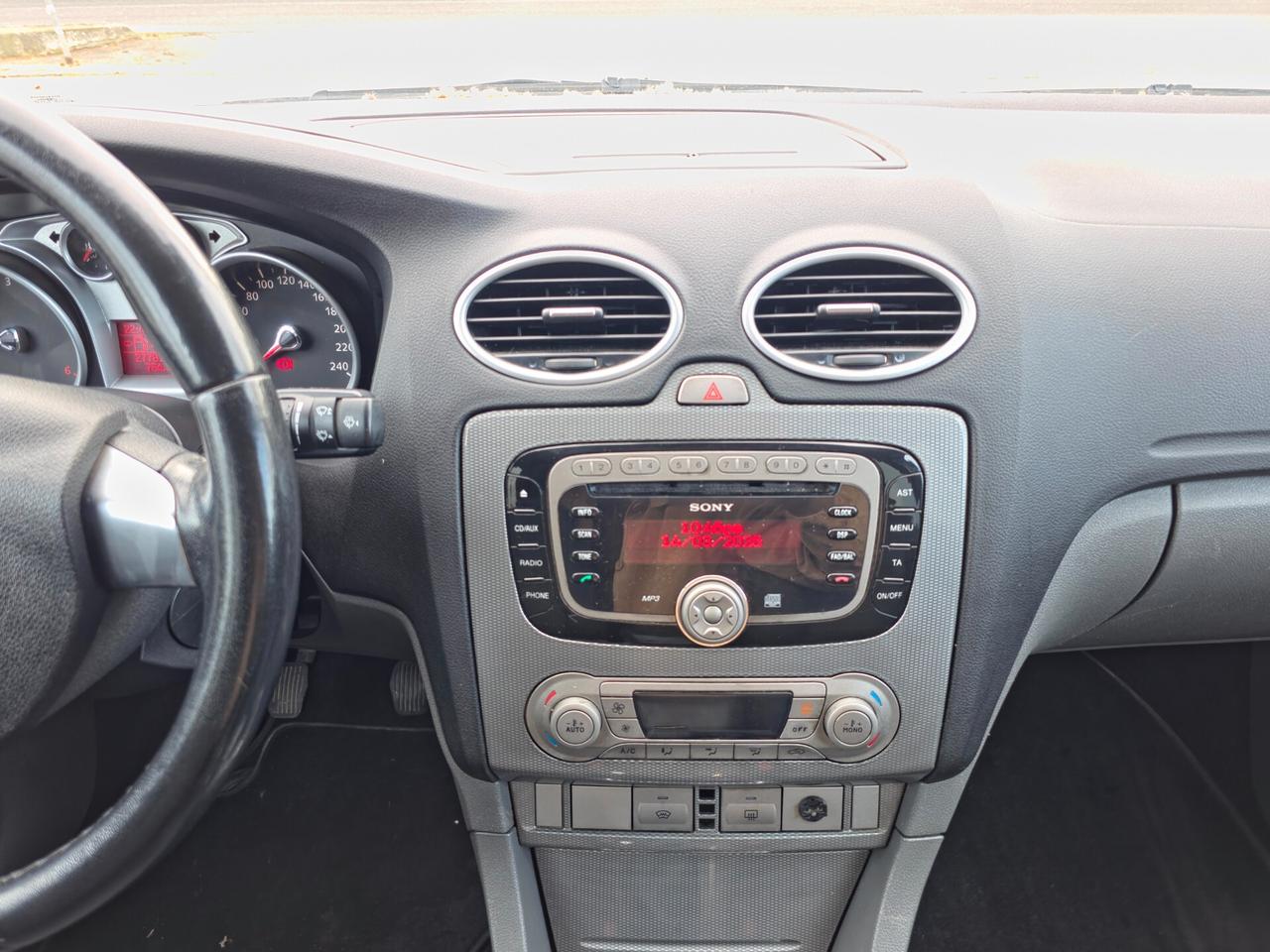 Ford Focus 1.6 TDCi (110CV) 5p. Tit. DPF 2010-E5 Manuale NEO