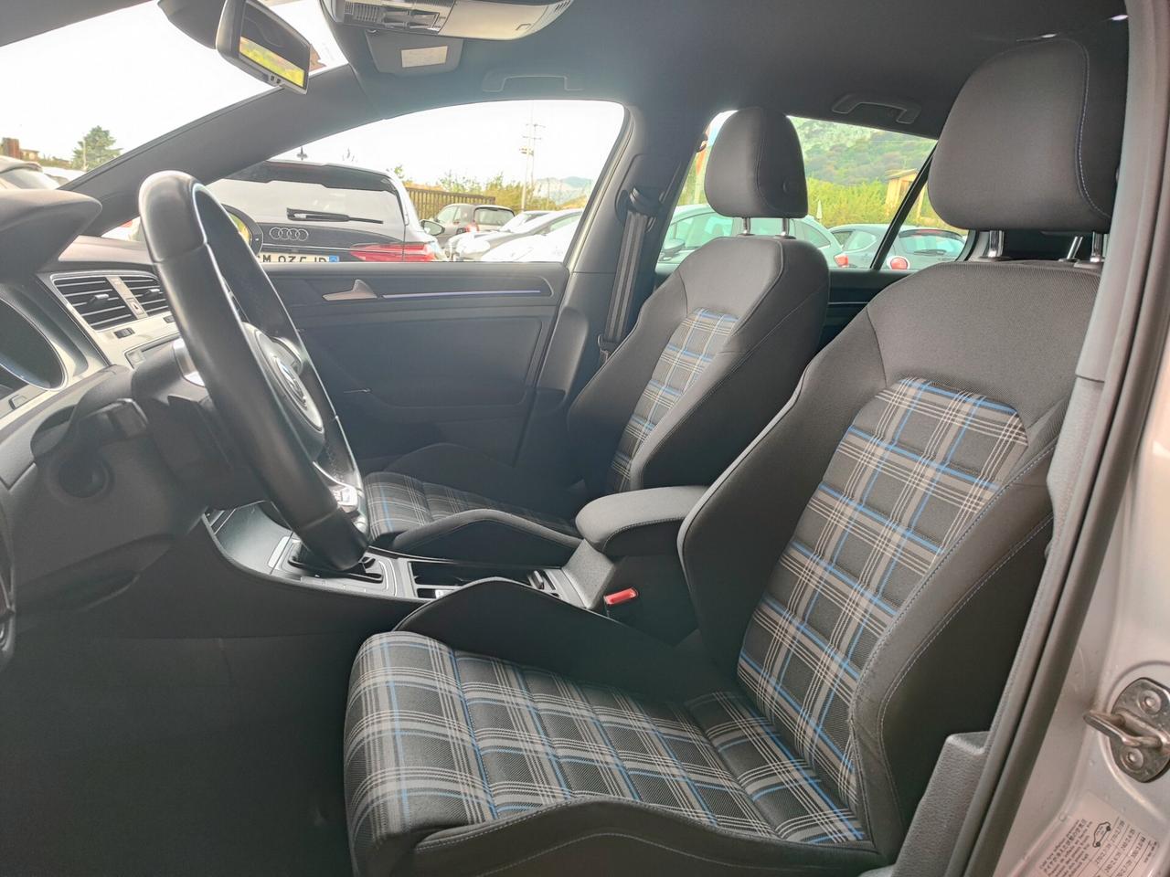 Volkswagen Golf GTE 1.4 TSI DSG 5p. Plug-In-Hybrid