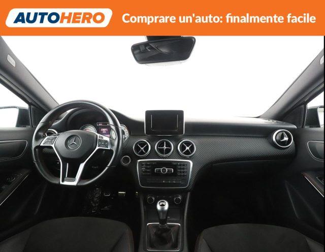 MERCEDES-BENZ A 200 CDI Premium