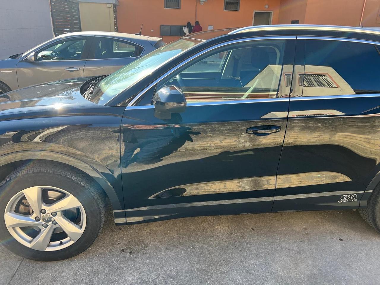 Audi Q3 40 TDI quattro S tronic Business Advanced