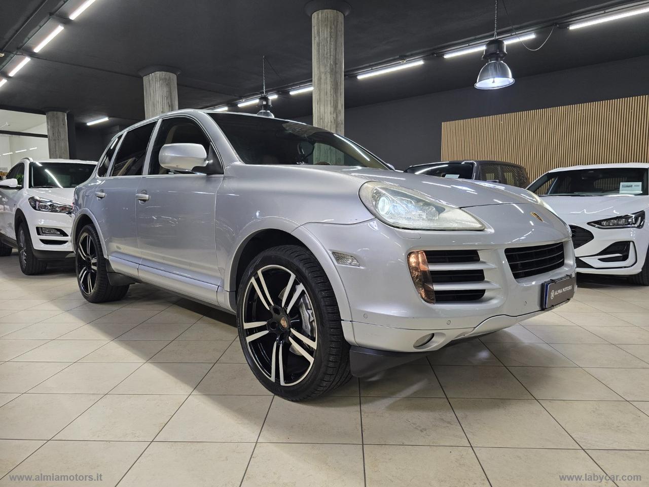PORSCHE Cayenne S