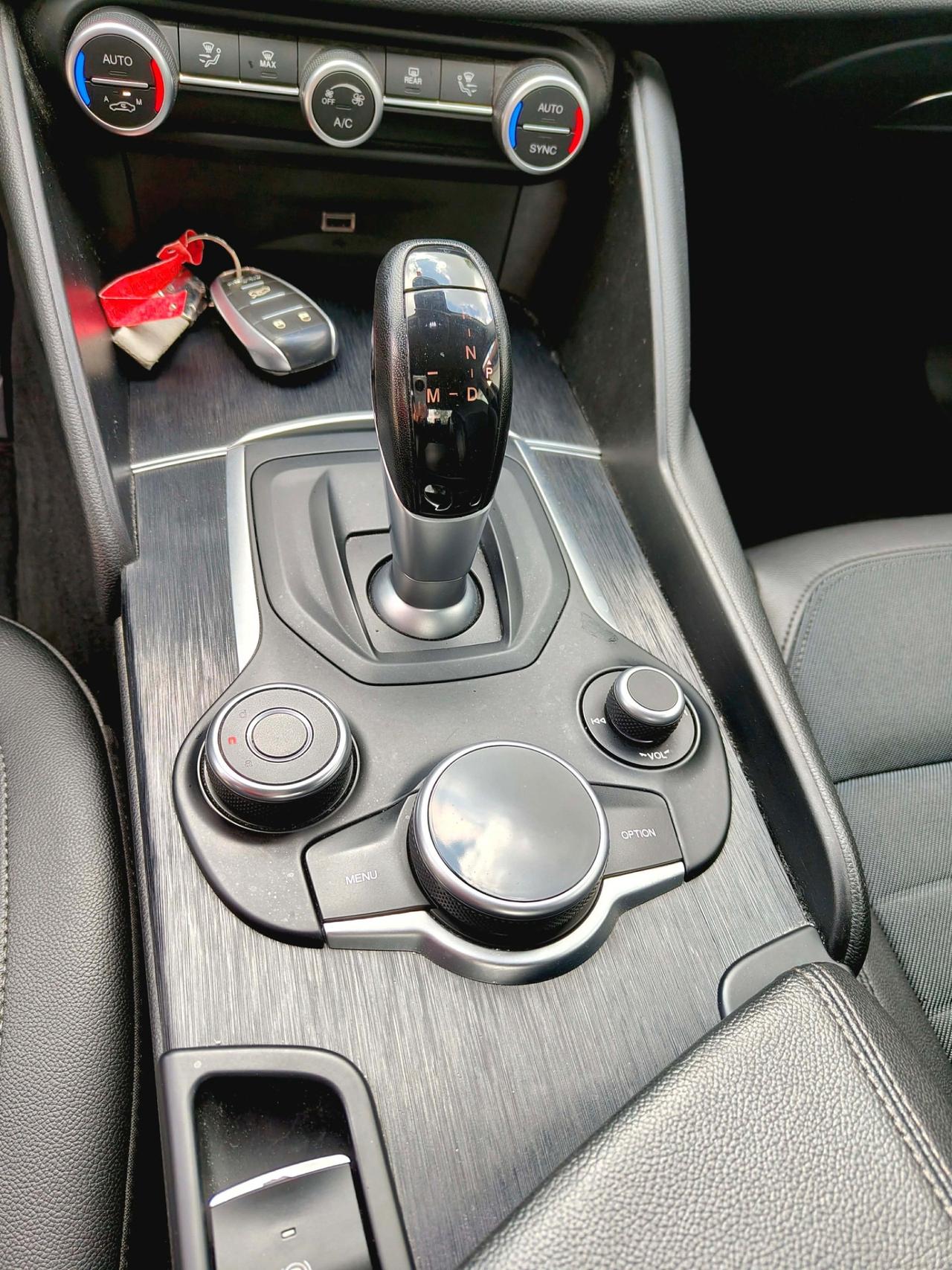 Alfa Romeo Giulia 2.2 Turbodiesel 160 CV AT8 Super - 2020