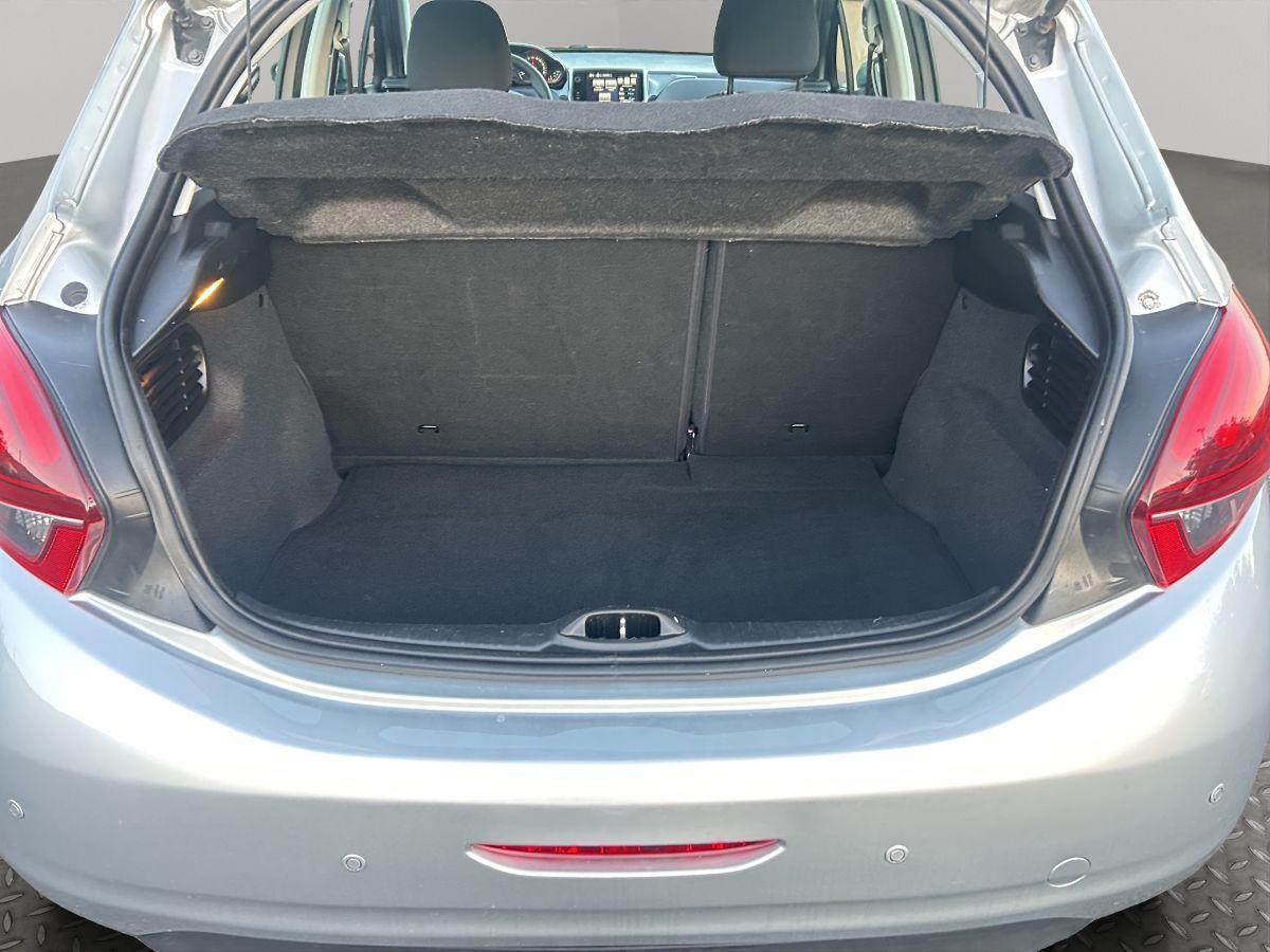 PEUGEOT - 208 - BlueHDi 75 CV 5p. Allure