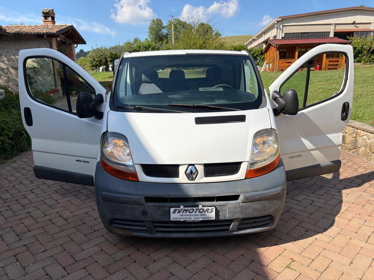 Renault Trafic T27 1.9 dCi/100PC-TN Furg.Confort