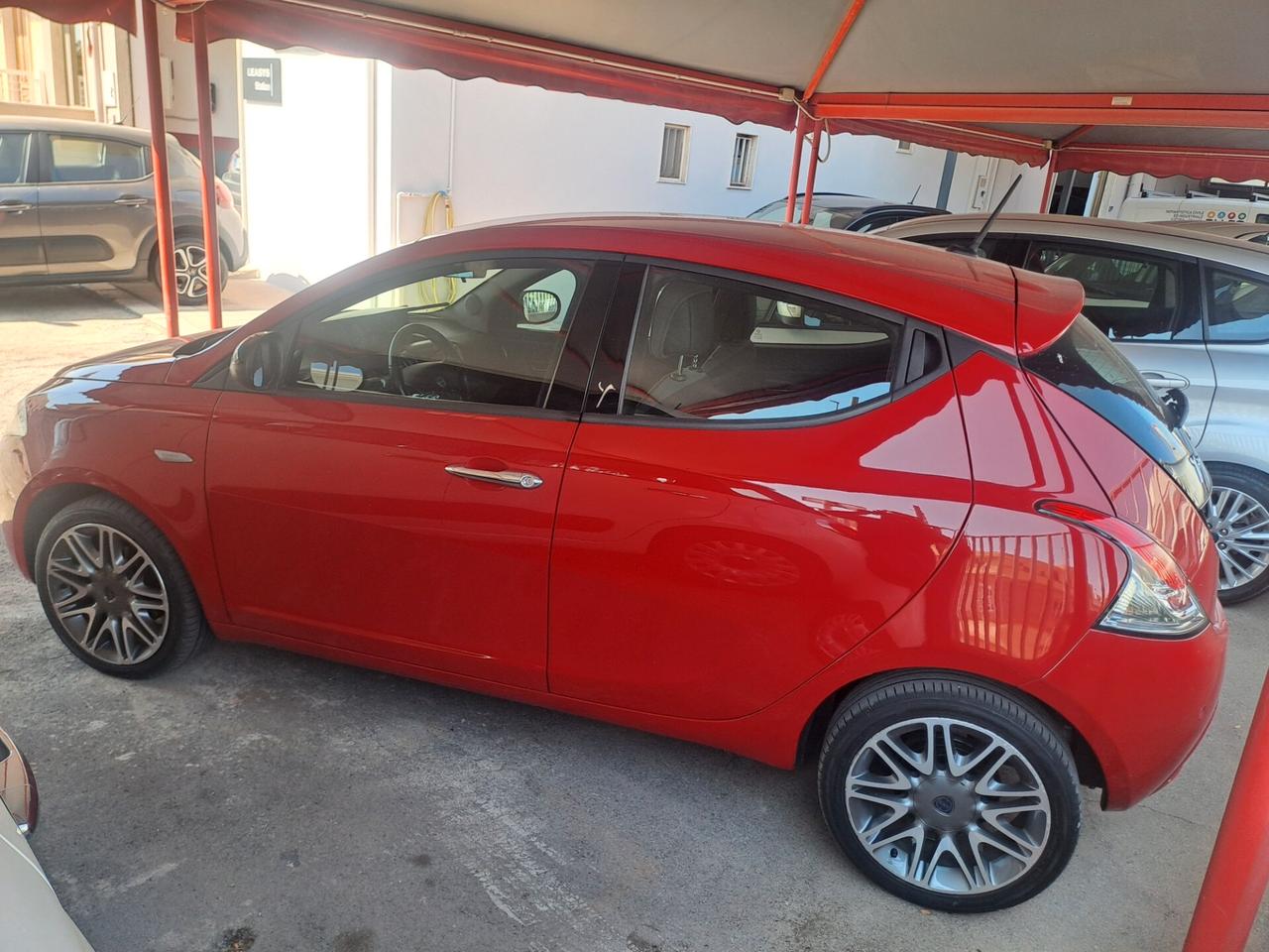 Lancia Ypsilon 1.3 MJT 16V 95 CV 5 porte S&S Platinum