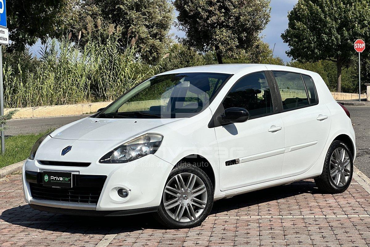 RENAULT Clio 1.2 16V 5 porte Dynamique