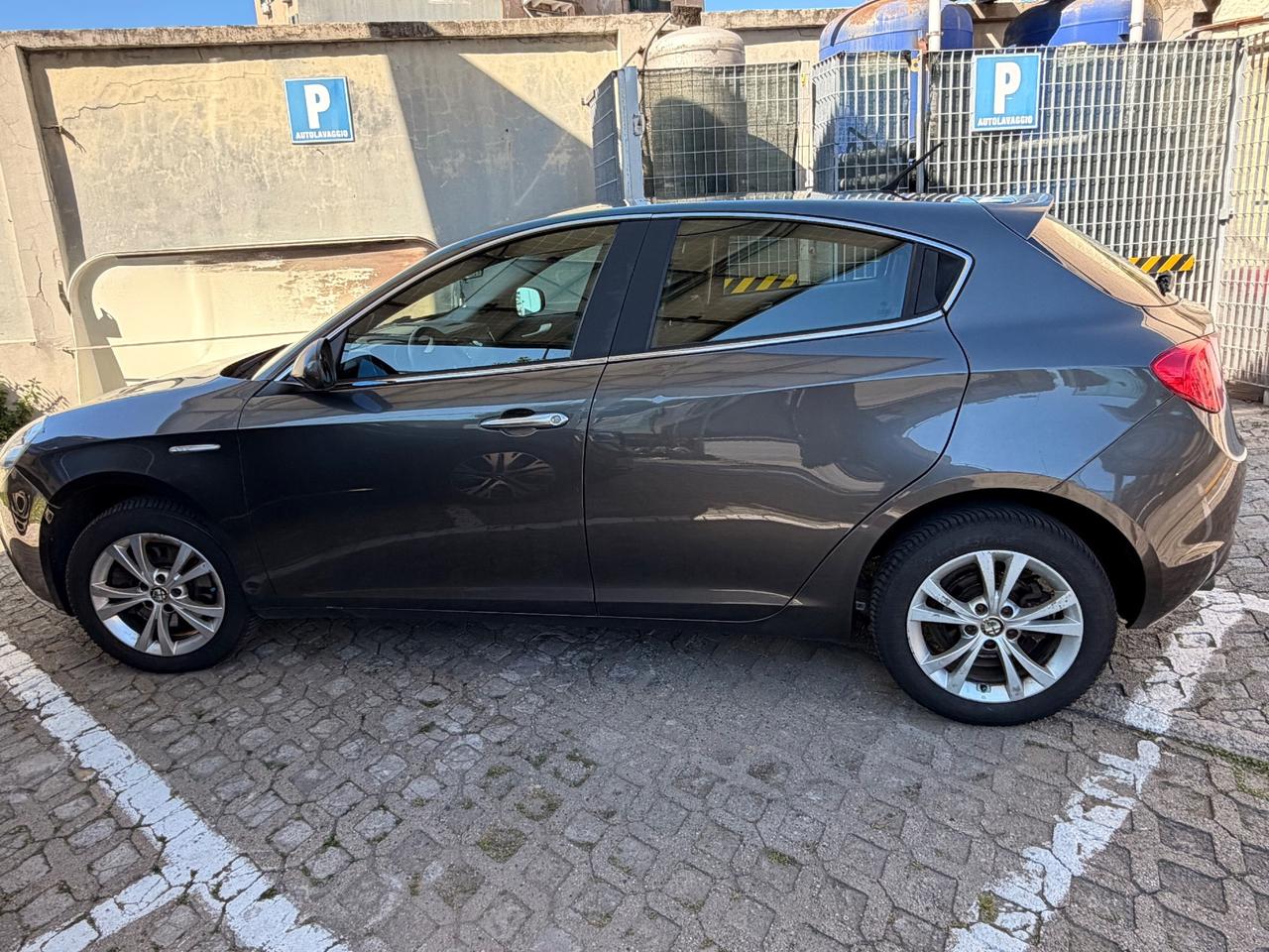 Alfa Romeo Giulietta 2.0 JTDm-2 140 CV Distinctive