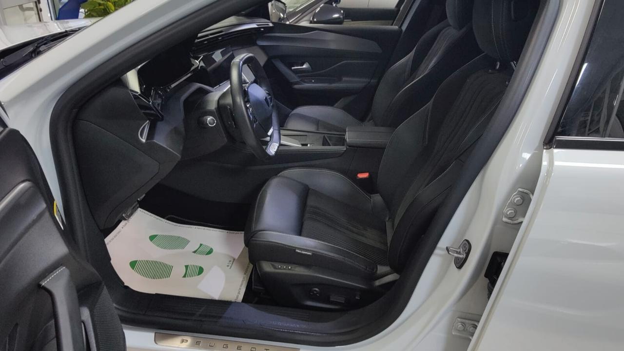 Peugeot 408 130 EAT8 GT