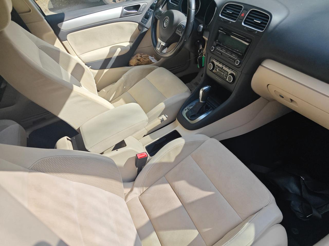 Volkswagen Golf 1.6 TDI DPF DSG 5p. Comfortline