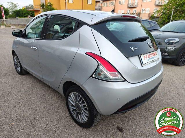 LANCIA Ypsilon 0.9 TwinAir 85 CV 5 porte S&S DFN Gold