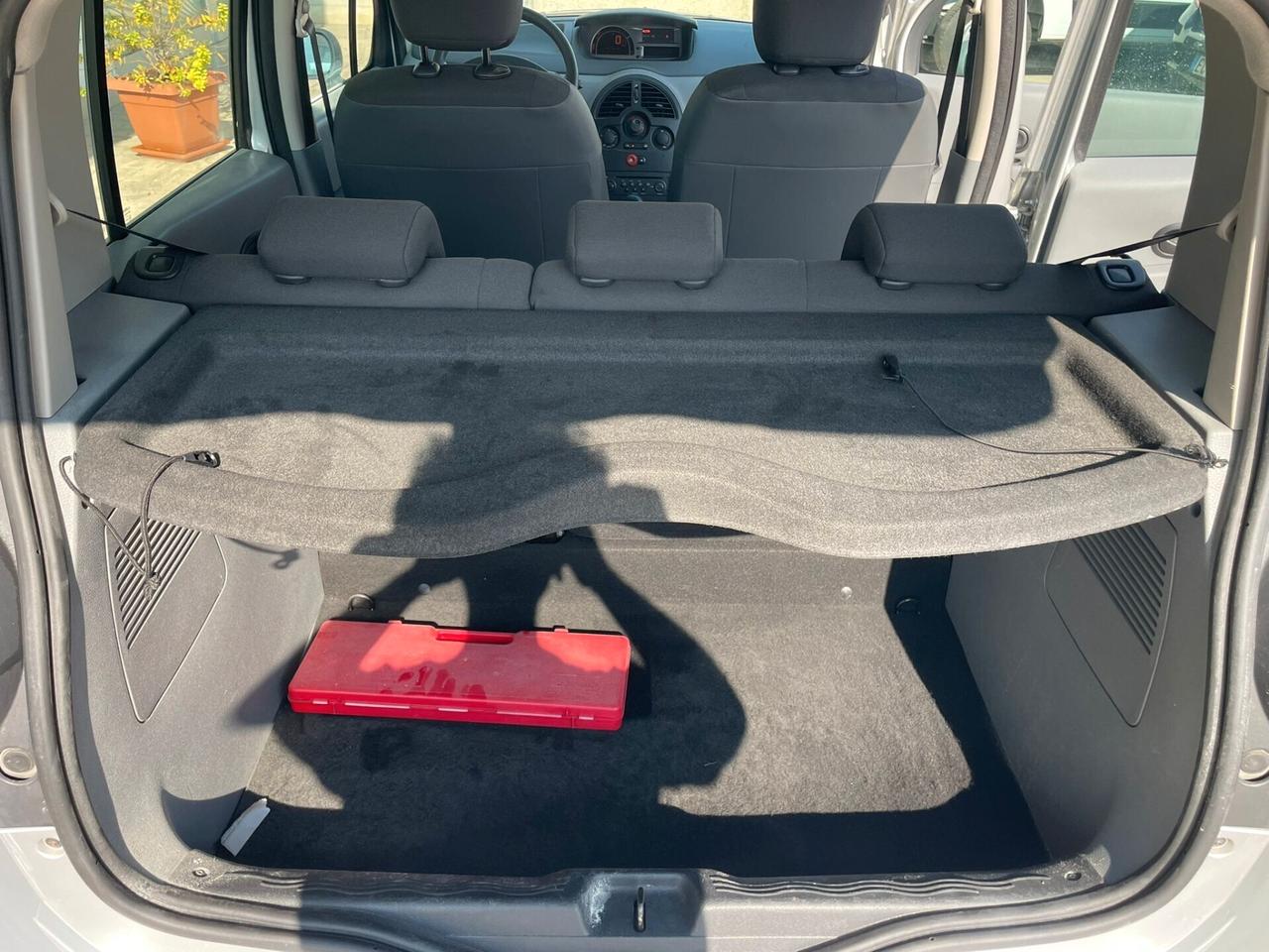 Renault Modus 1.2 16V Luxe ok neopatentati