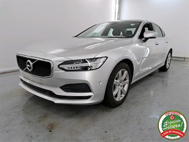 VOLVO S90 D3 Geartronic Momentum Uniproprietario