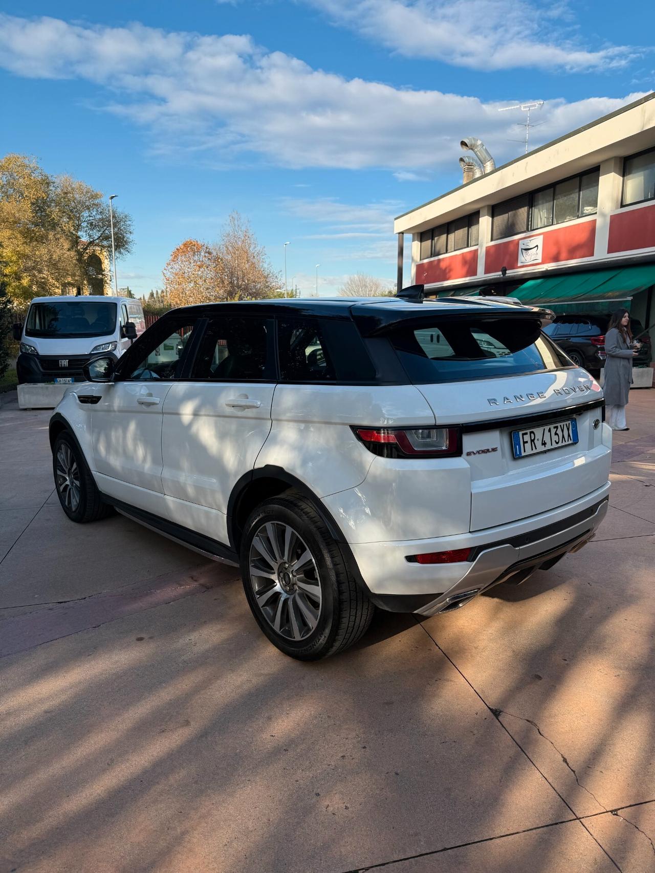 Land Rover Range Evoque 2.0 TD4 180 CV 5p. SE Dynamic