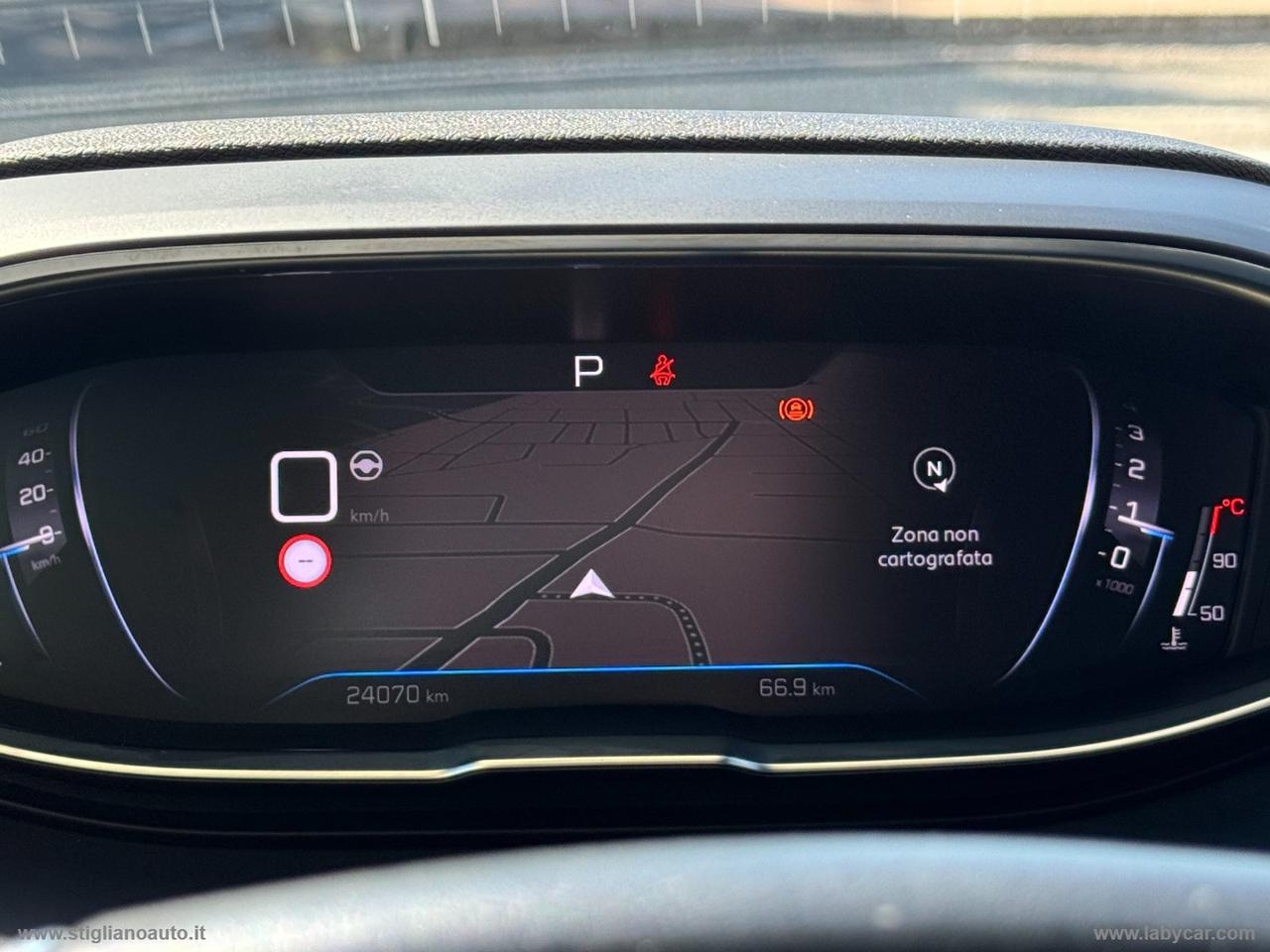 PEUGEOT 3008 BlueHDi 130 S&S EAT8 GT