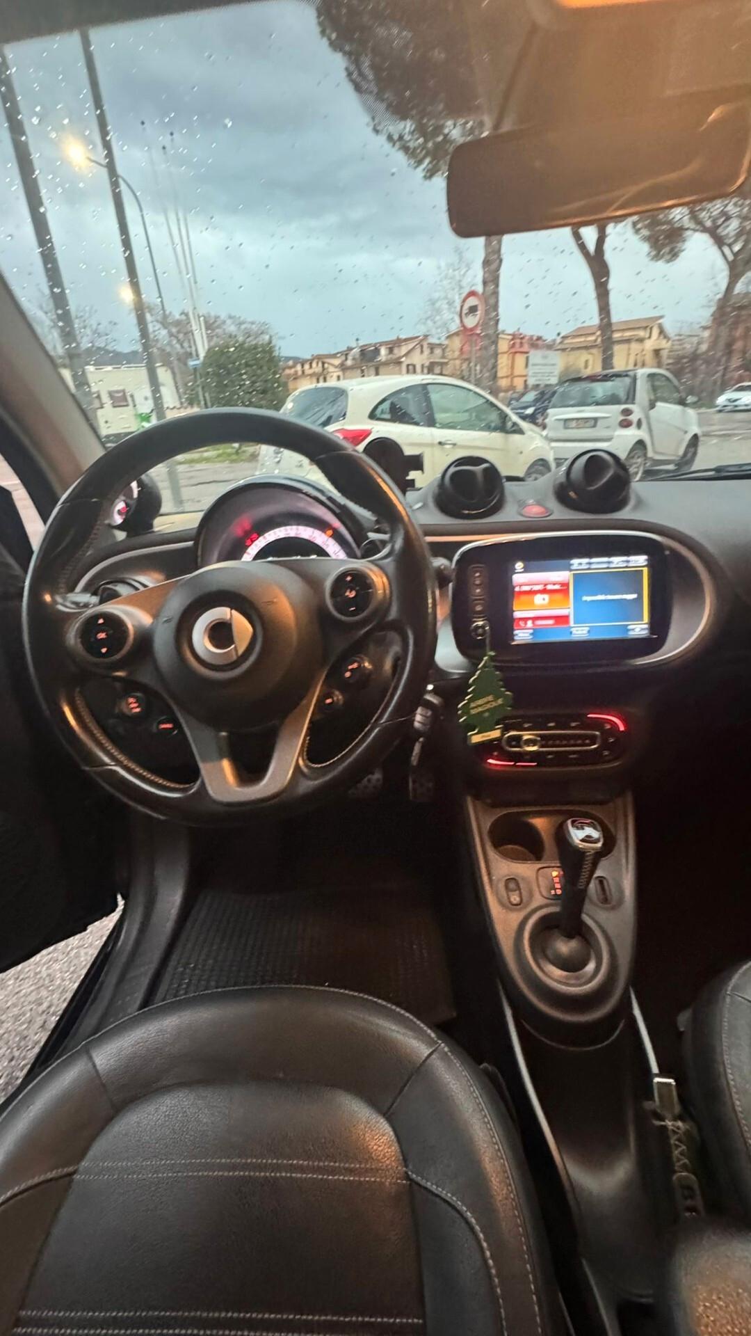 Smart ForTwo BRABUS 0.9 Turbo twinamic Xclusive