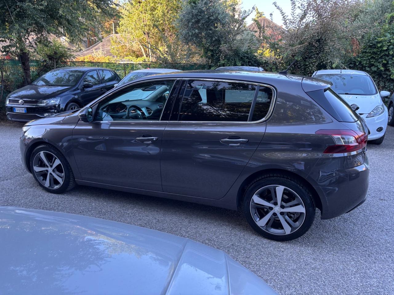 Peugeot 308 BlueHDi 120 S&S Allure